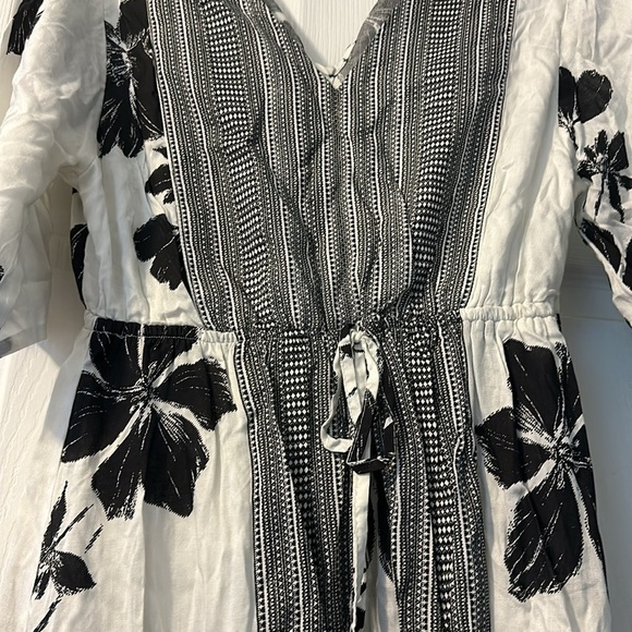 Hawaiian maxi dress / romper - Picture 2 of 4